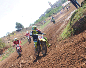 Lluvia, niebla y sol en la 2ª prueba de la Copa de Motocross Clásico disputada en Traiguera