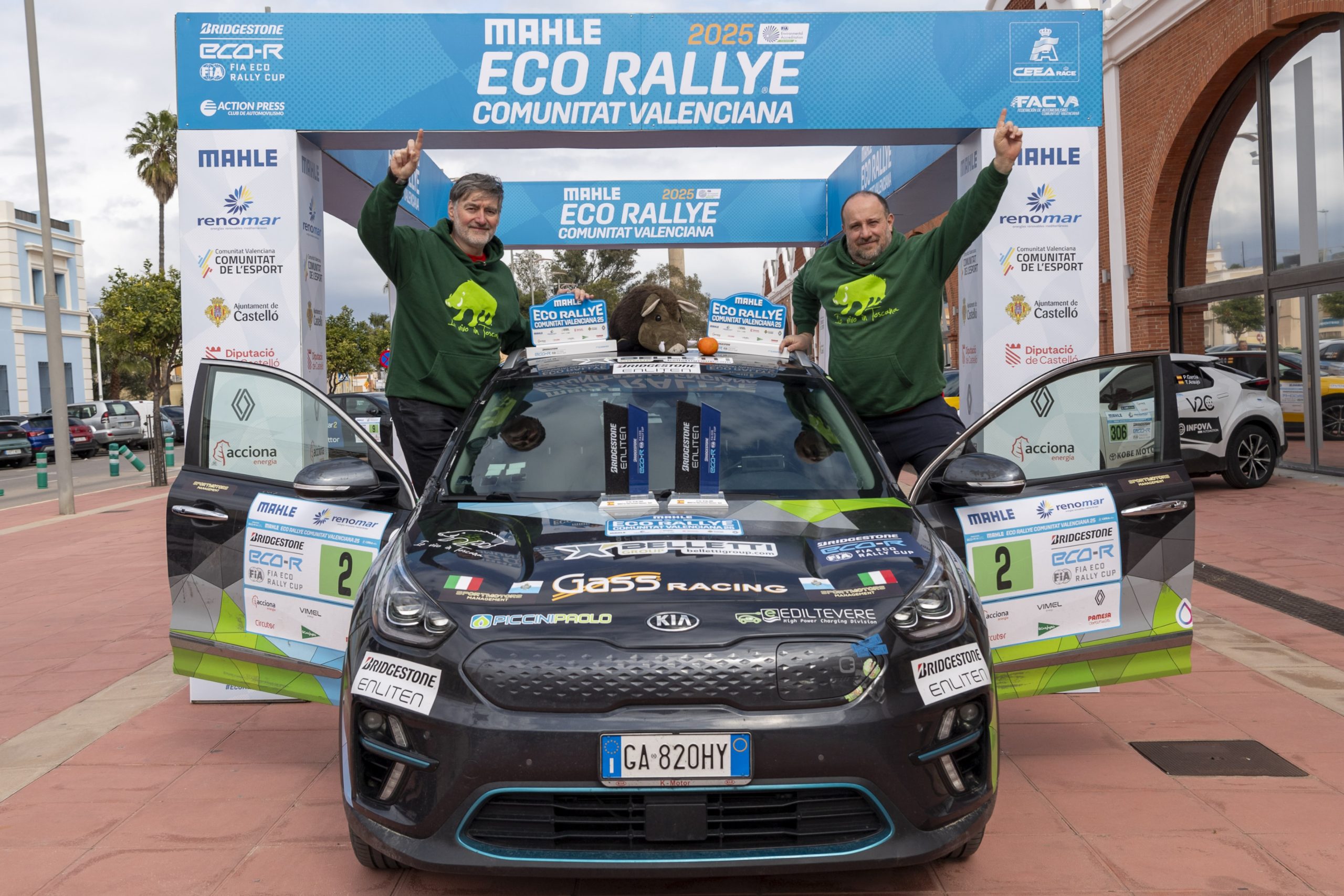 Guido Guerrini y Artur Prusak (Kia e-Niro) ganan el 12º Eco Rallye Comunitat Valenciana