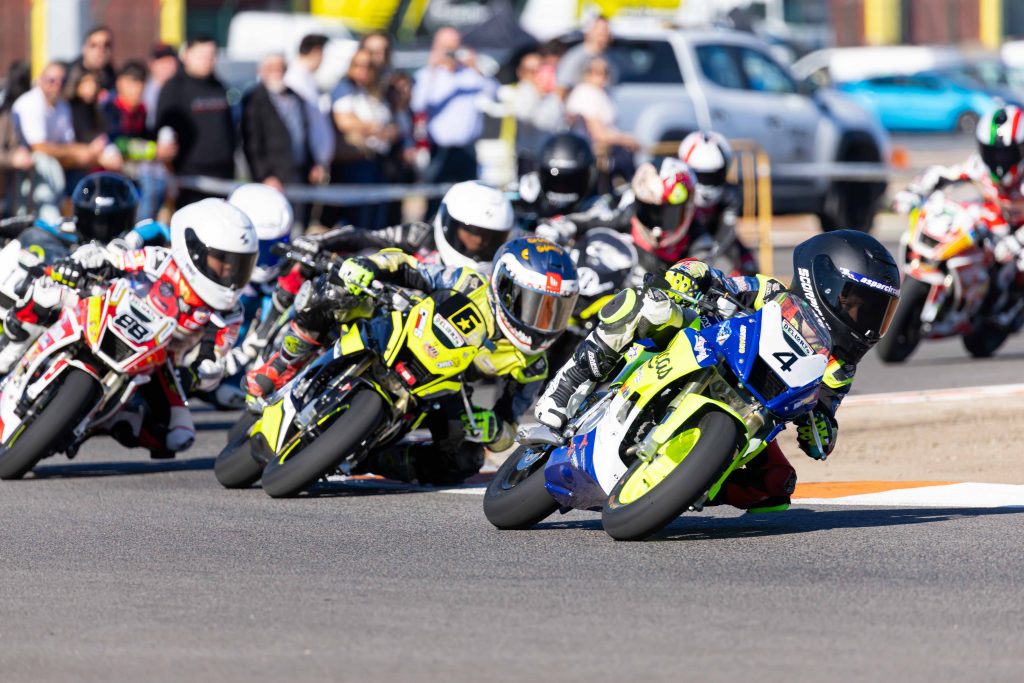 Valero, Cogollos, Micó, Díez y Gadea vencen en la Minivelocidad del Circuit Ricardo Tormo