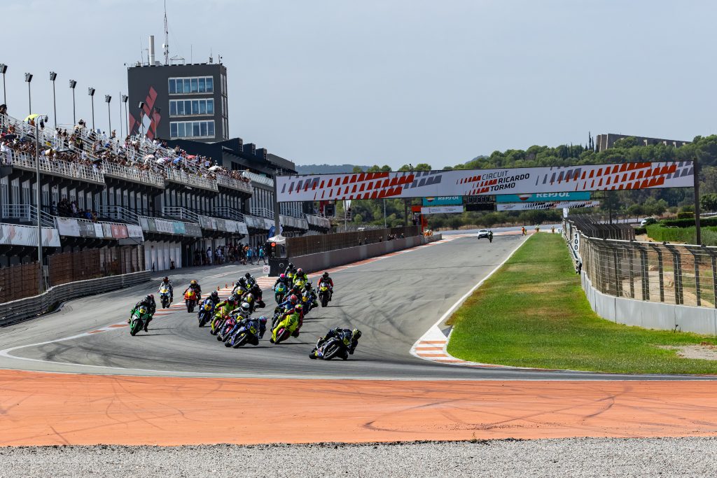 El CEF InterOpen de Velocidad recala en el Circuit Ricardo Tormo de Cheste