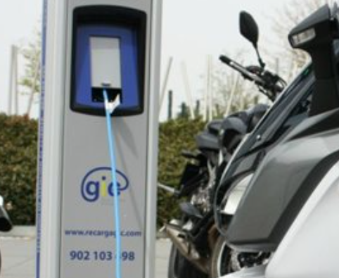 El sector de la moto y los vehículos ligeros eléctricos crece un 6% hasta marzo