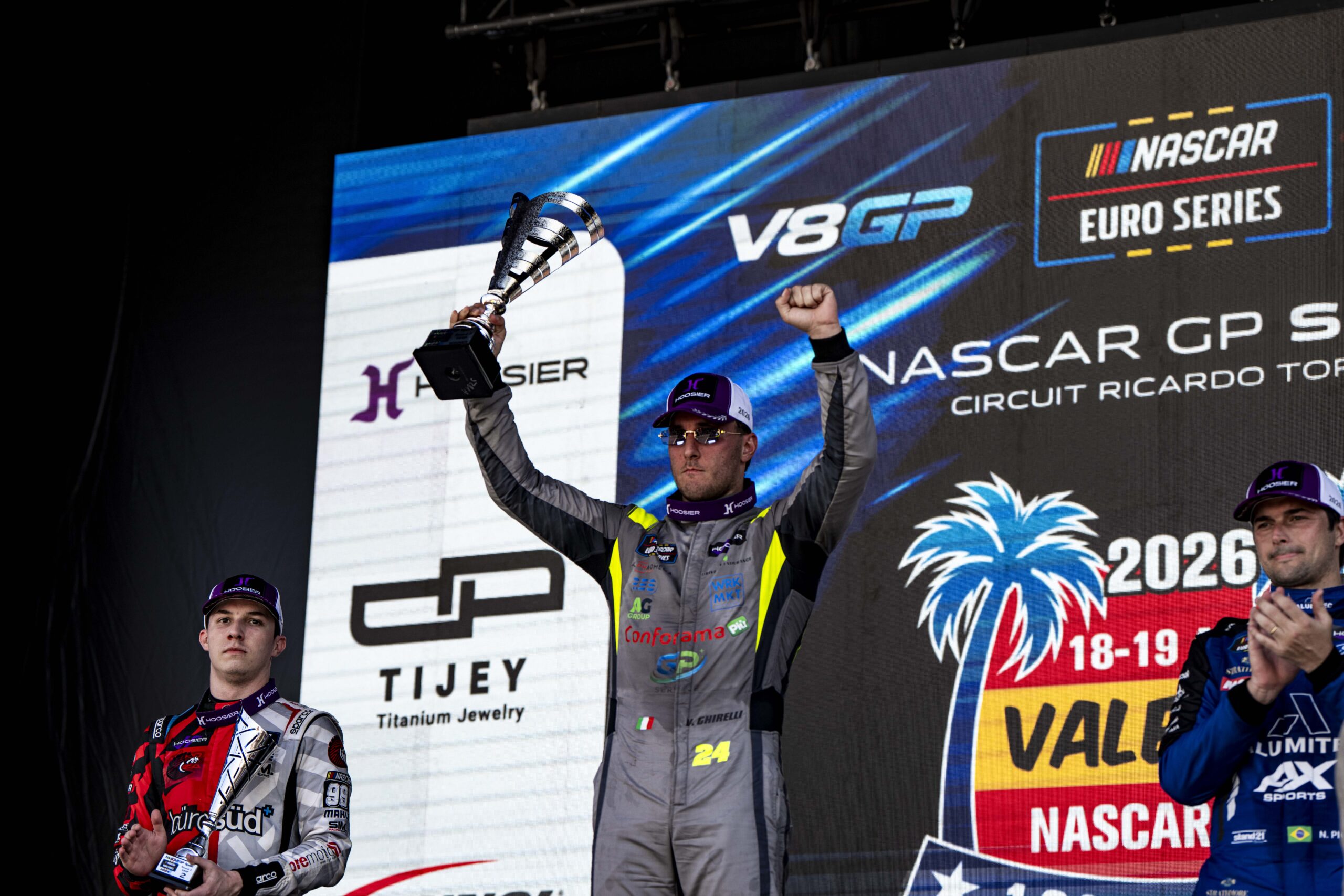Vittorio Ghirelli gana la carrera dominical de la Nascar, con Piquet en el podio del Circuit