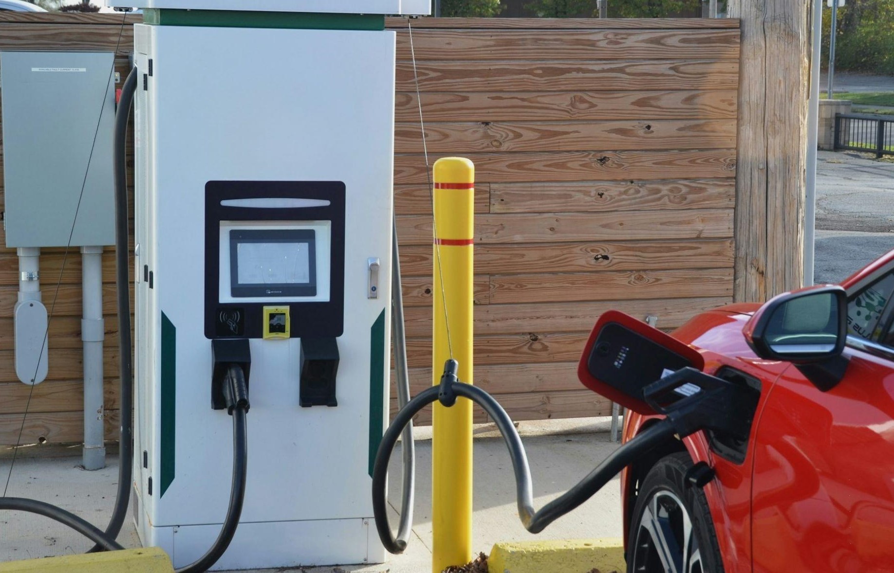 España ya cuenta con más de 53.000 puntos operativos de recarga pública