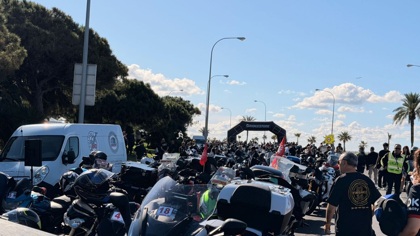 Más de 8.000 motoristas en la 50ª Volta a Mallorca de mototurismo