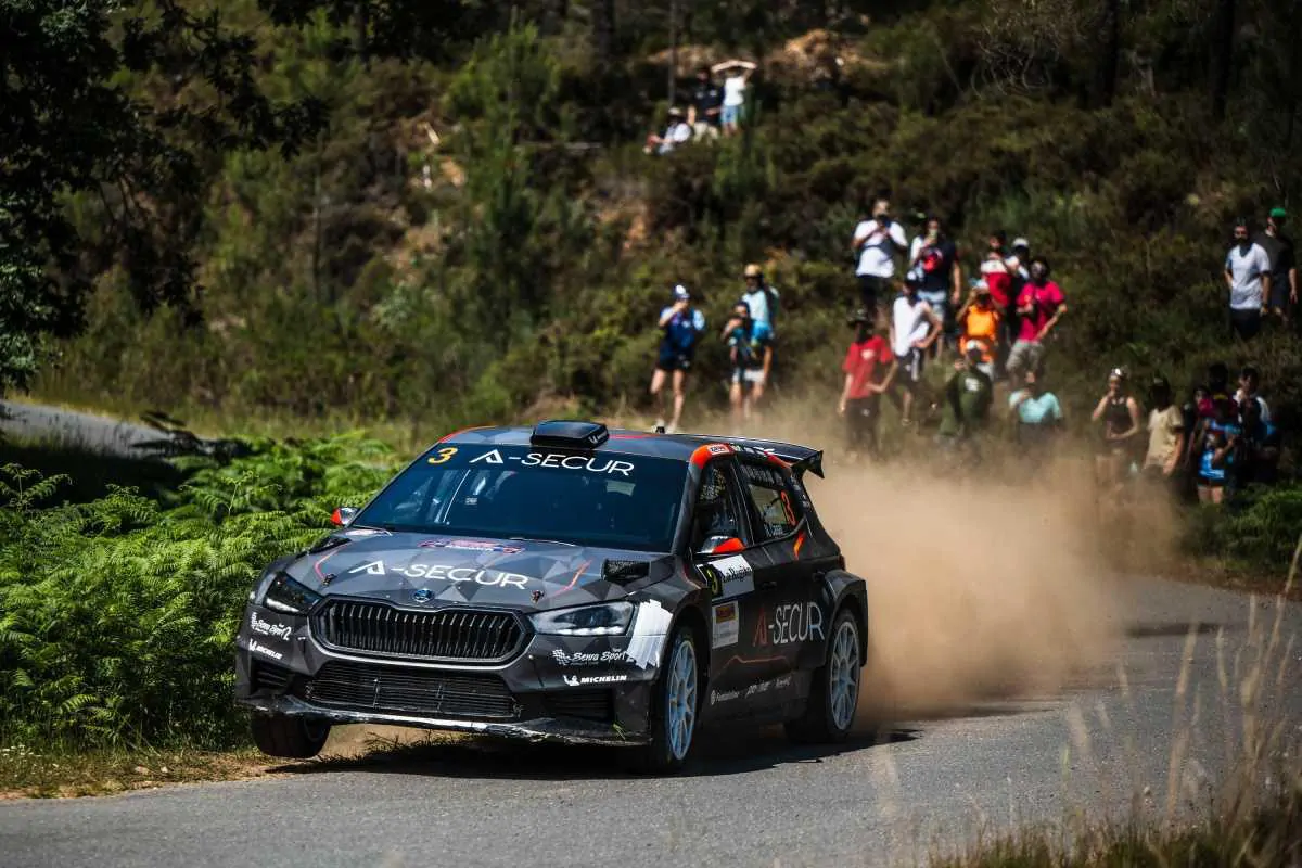Muñiz se estrena como ganador de una prueba del S-CER en el Rallye de Ourense