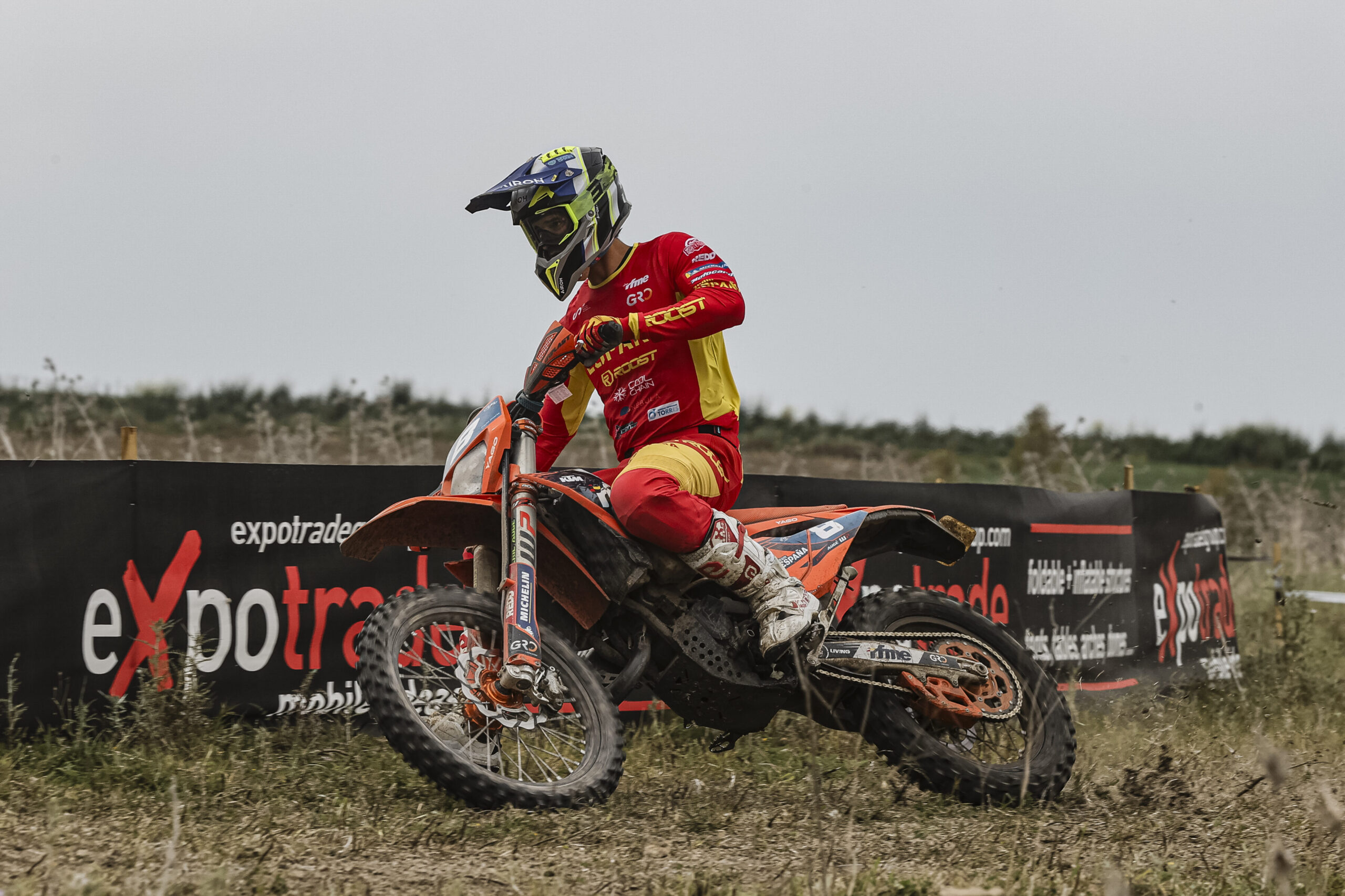 Problemas mecánicos lastran a Yago Domínguez en el EnduroGP de Portugal