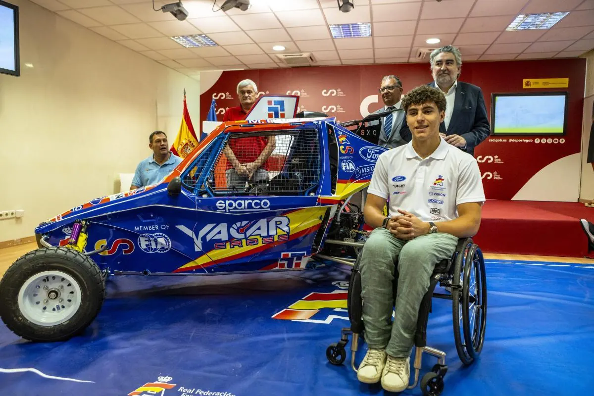 Carcross adaptado para que accedan al automovilismo pilotos con movilidad reducida