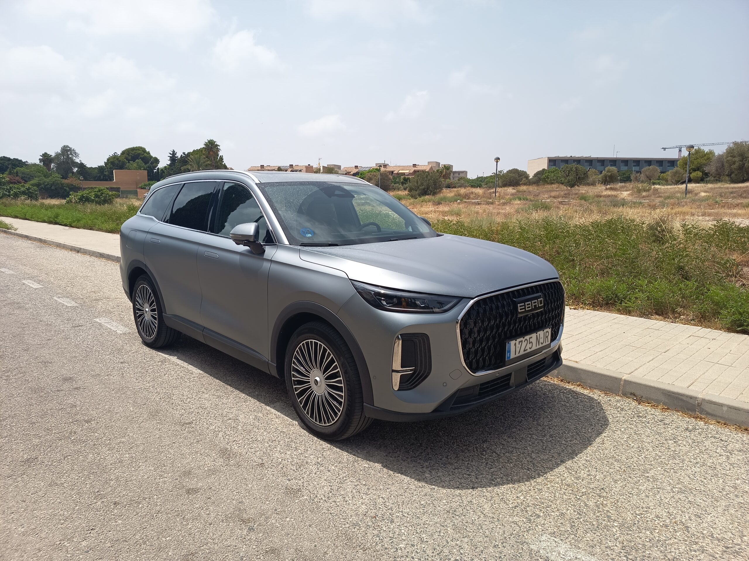 Ebro s900 PHEV 4X4