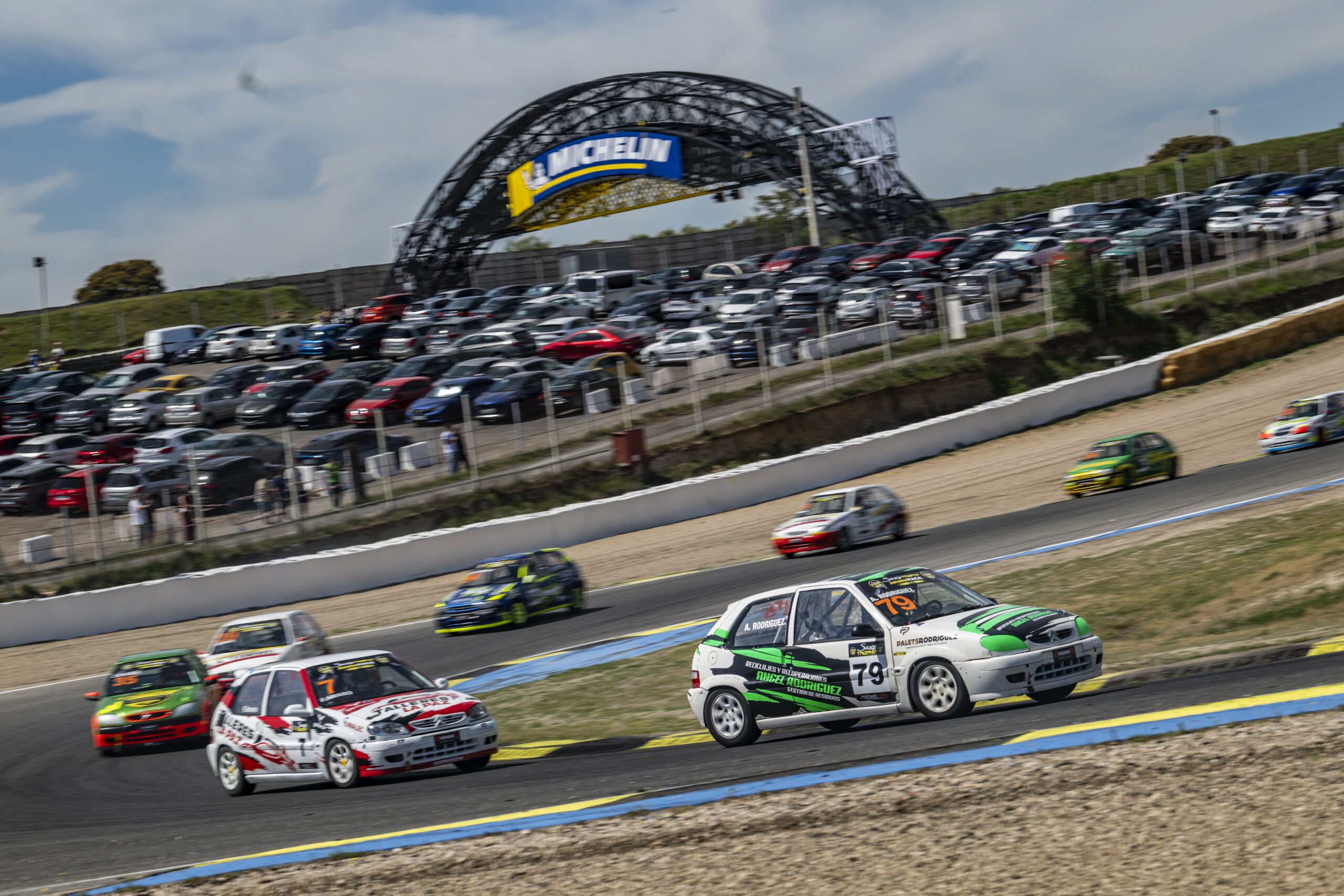 Cerca de un centenar de inscritos en la última prueba del CRV en el Circuito del Jarama