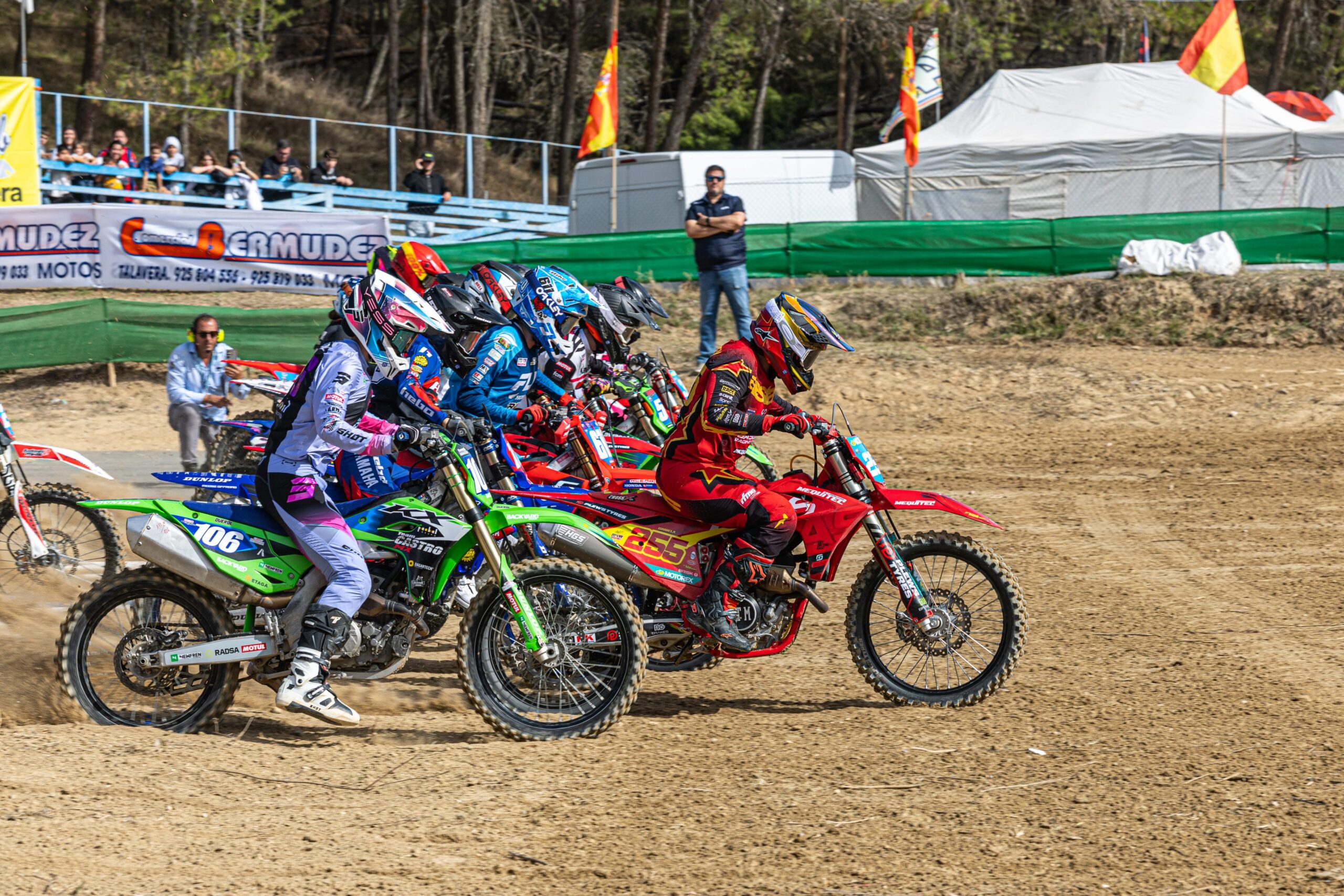 Talavera corona a los campeones de España de MX65, MX85, Femenino y Máster