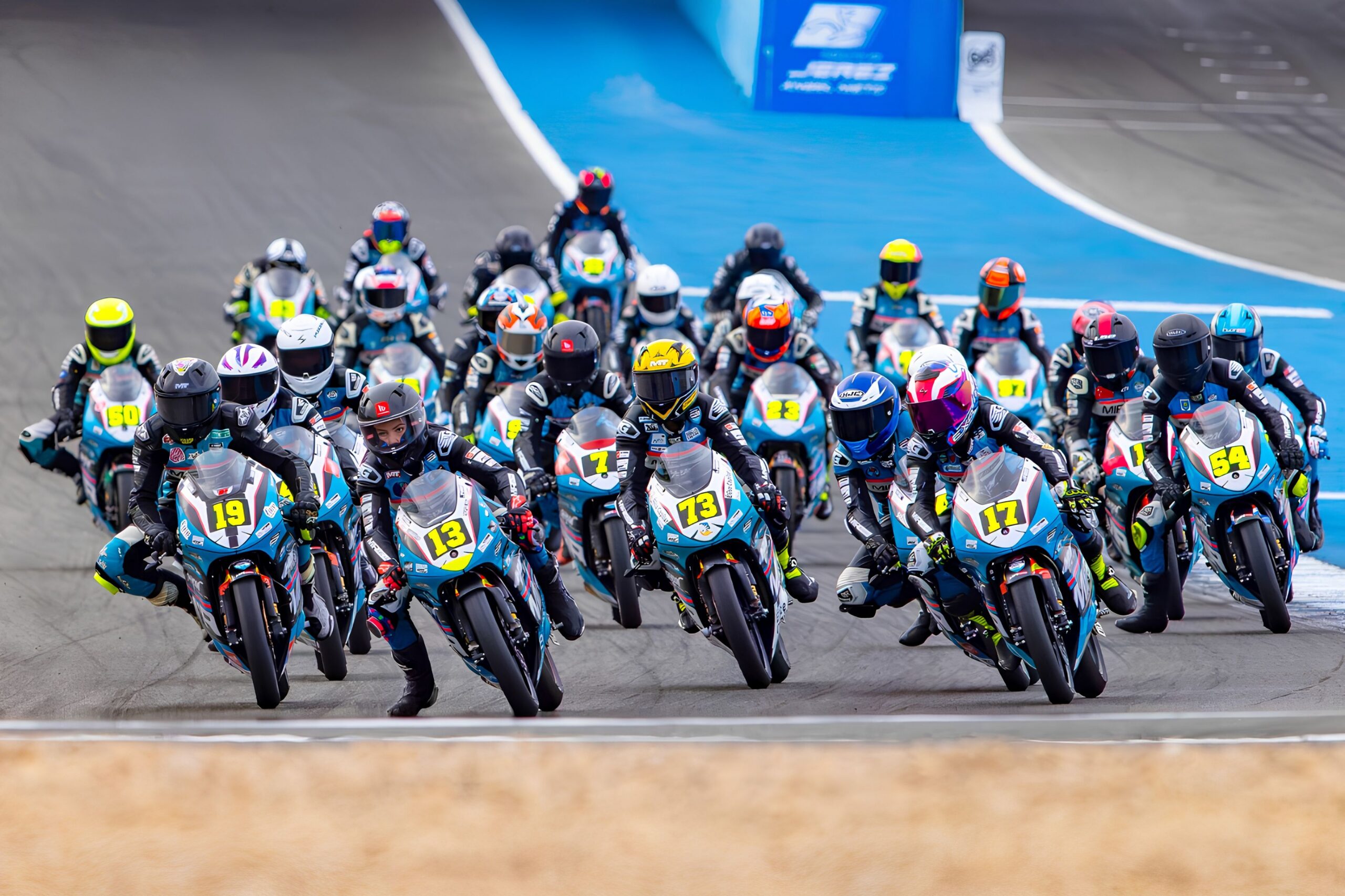 Muyor y Kupczynski, vencedores por partida doble de la Aspar Cup en el Circuito de Jerez