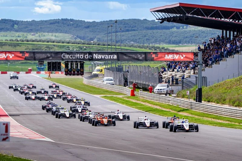 La F4 y el GT-CET regresan a la acción este fin de semana en tierras navarras